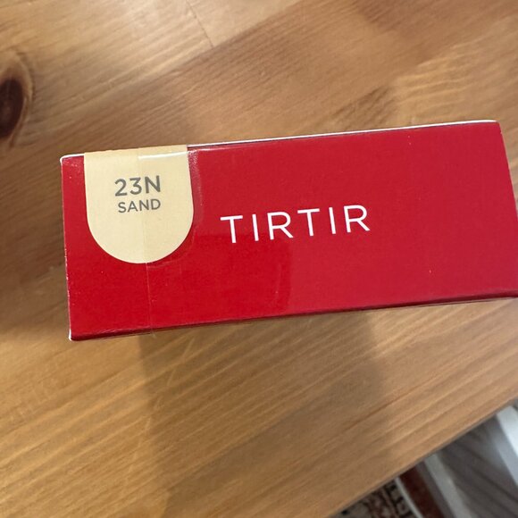 Tirtir Mask Fit Red Cusion SPF 40PA++ Foundation in 23N - Picture 3 of 3